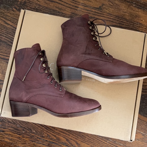 Christy Dawn Dawn Boot mahogany 8 NEW!! - Picture 3 of 8